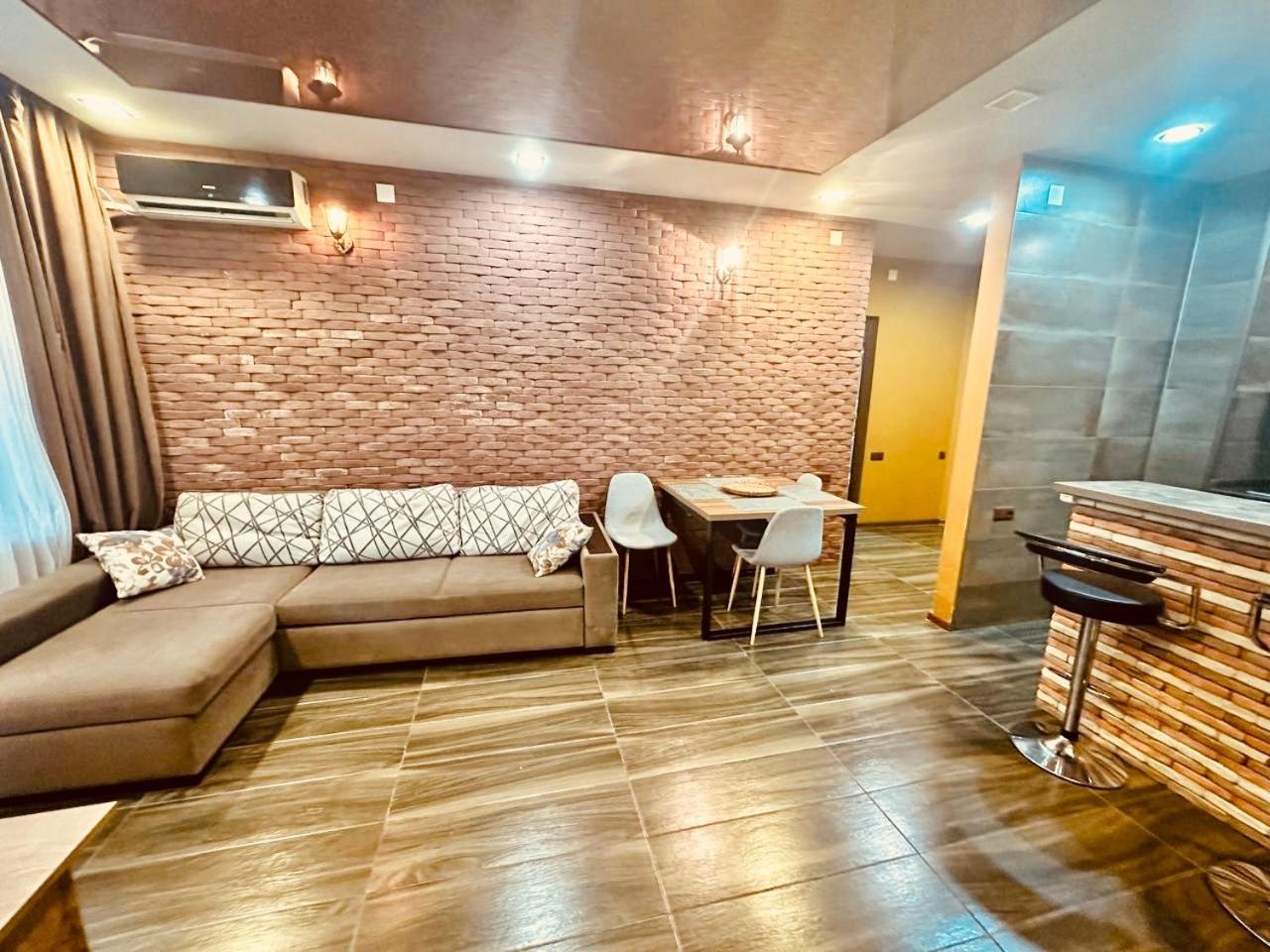 Marnika Apartment Batumi Luaran gambar